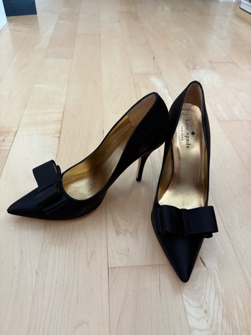 kate spade Black Pointed Bow Stiletto Pumps